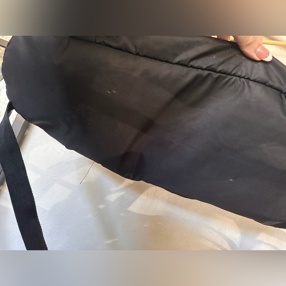 Under Armour Black Gym Bag Rouched Nylon - Picture 6 of 7